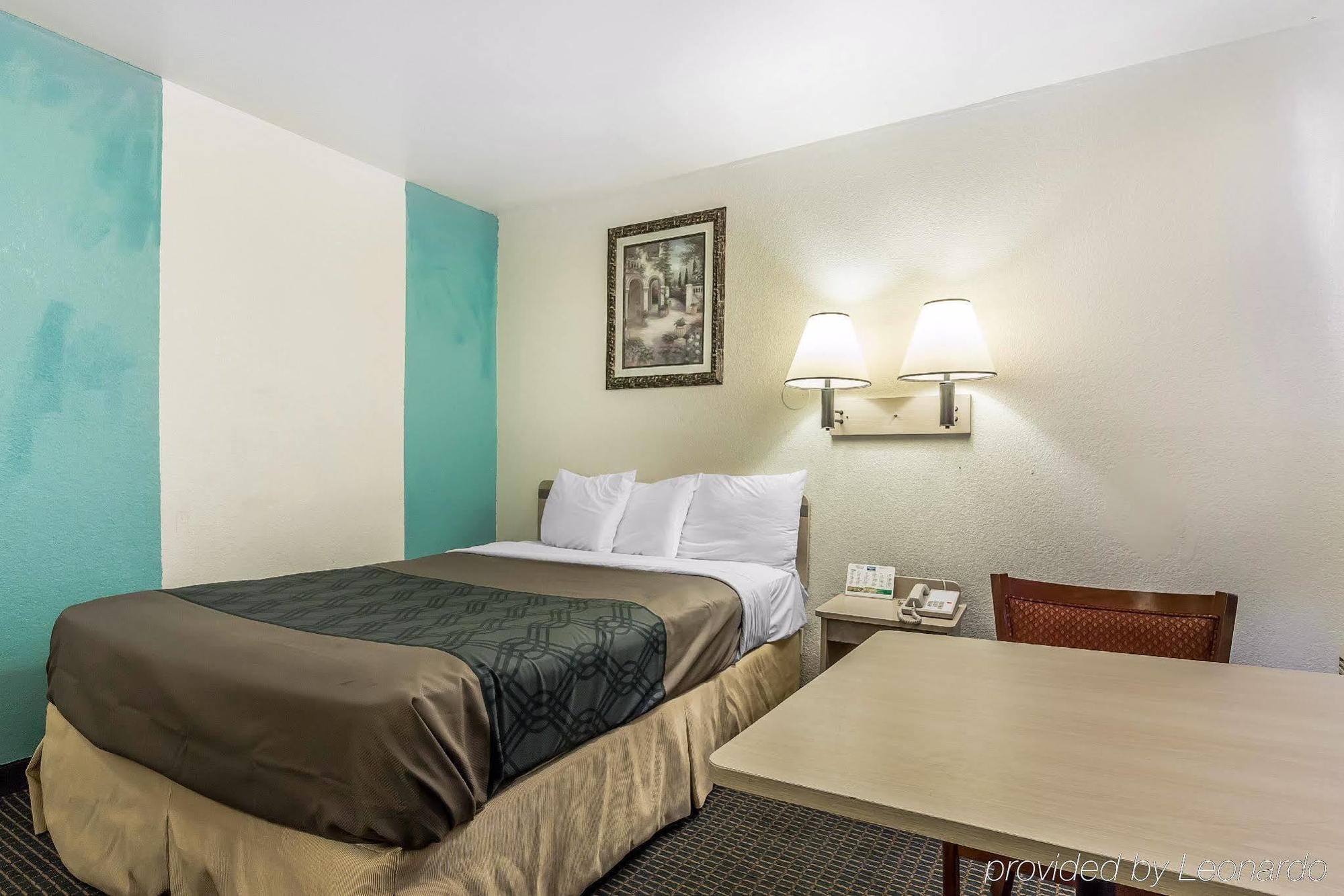 Rodeway Inn Nashville Exterior photo
