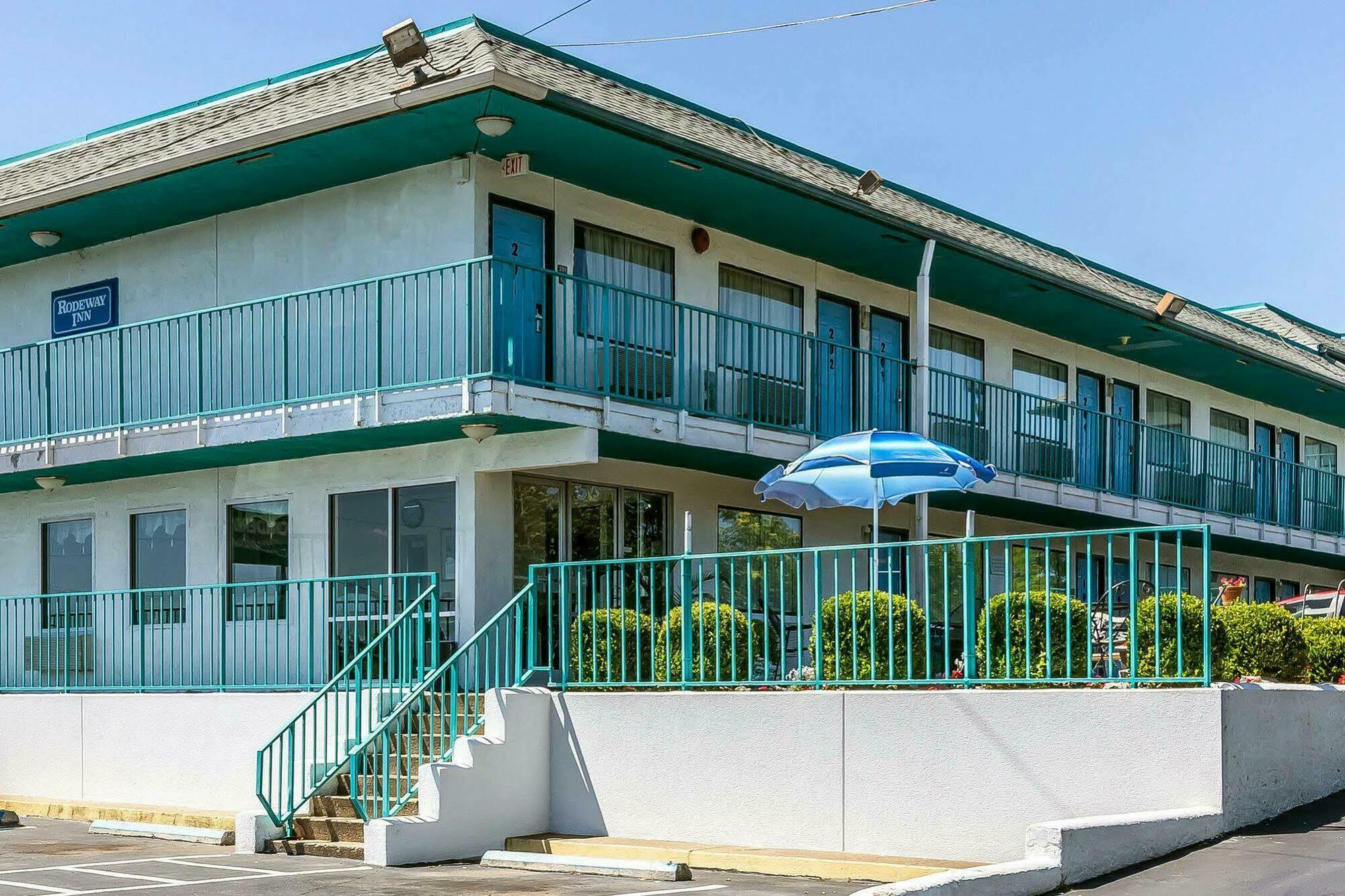 Rodeway Inn Nashville Exterior photo